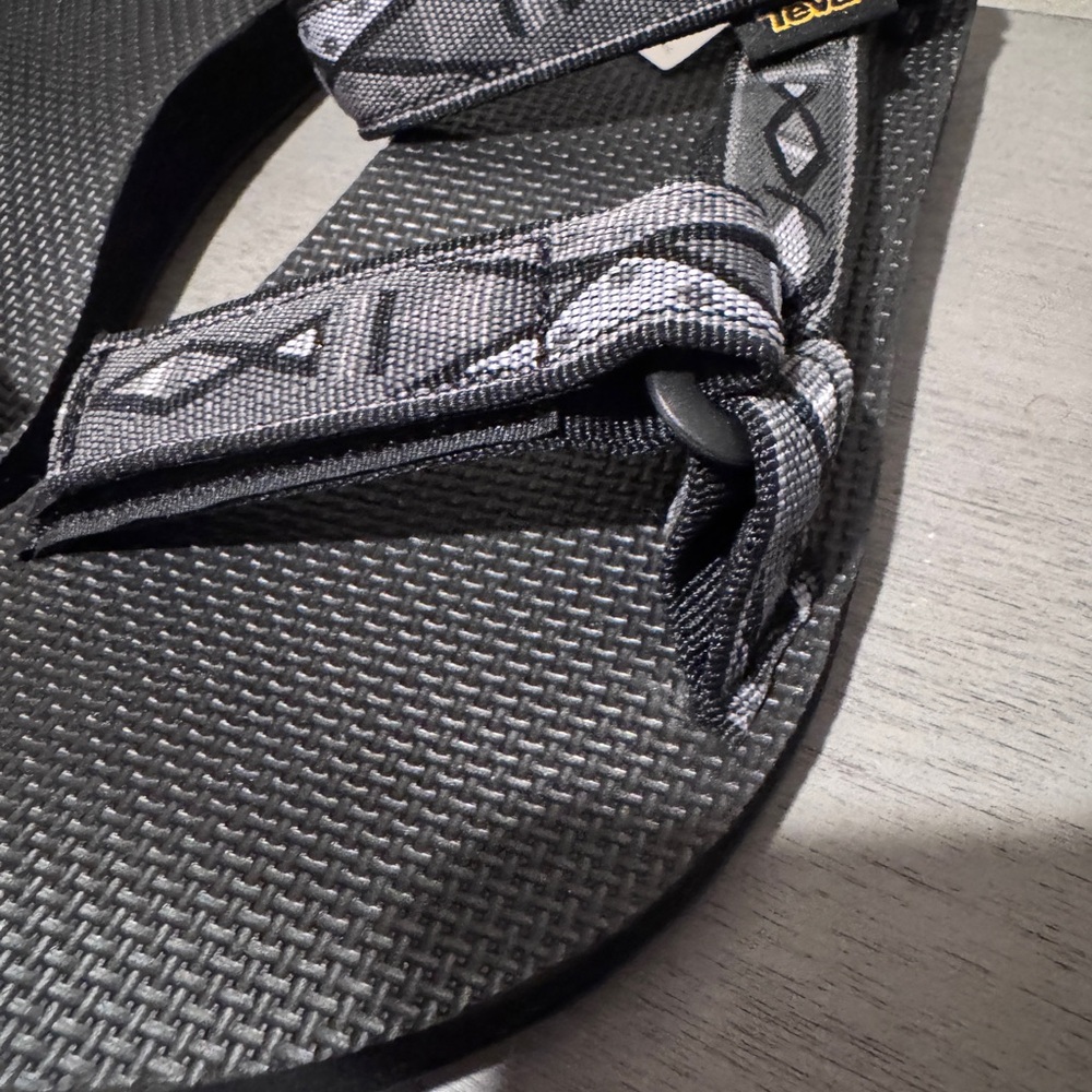 Teva Dark Gray Sandals With Patterned Straps - image 4